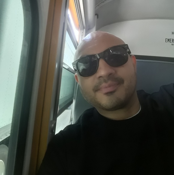 Meet your Posher, Omar - Picture 1 of 1